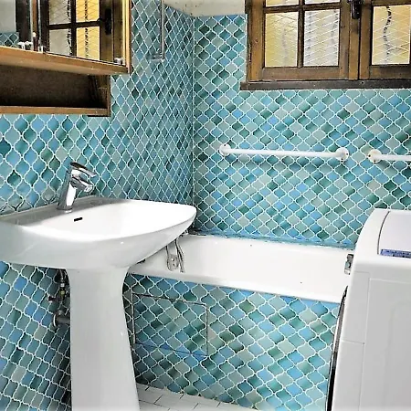 Mazet Mediterraneen Avec Terrasse Et Jardin - Rayol-canadel - Fr-1-226b-134 * Le Rayol-Canadel-sur-Mer